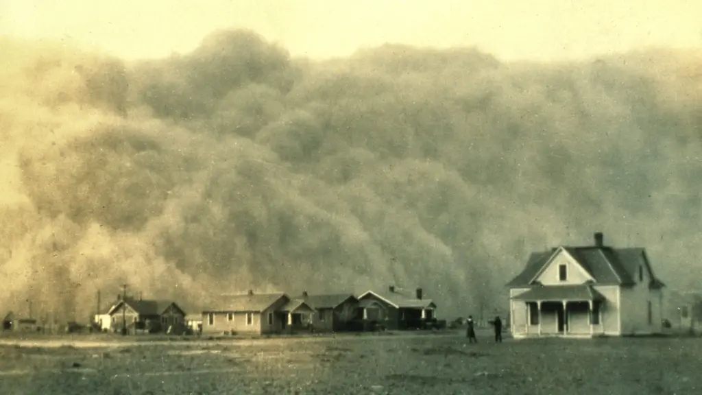 Dust storm approaching Stratford, Texas, April 1935.